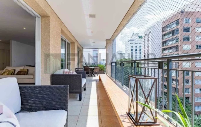 Imagem Apartamento de alto padrão com 4 quartos e 4 vagas no Jardim Paulista, São Paulo-SP - 266m² - Venda ou Locação!