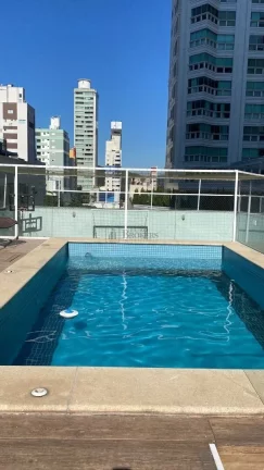 Imagem Apartamento diferenciado com 4 suítes, piscina e quadra esportiva no Av. Brasil