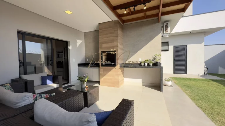 Casa com 3 Quartos à Venda, 300 m² em Roncáglia - Valinhos