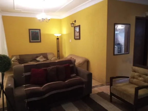 Imagem Sobrado com 3 dormitórios à venda, 290 m² por R$ 900.000,00 - Cidade Edson - Suzano/SP