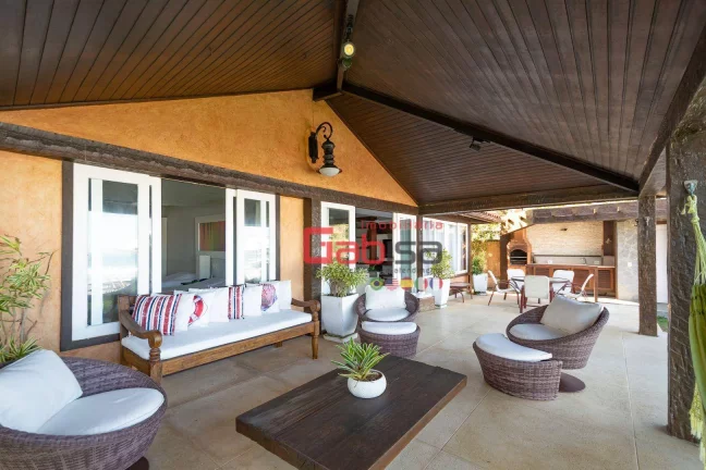 Imagem Mansão Pé na Areia com 5 Suítes, Altíssimo Padrão