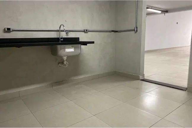 Imagem Salão Comercial Reformado na Lapa – Espaço Amplo, Versátil e Pronto para Sua Empresa!