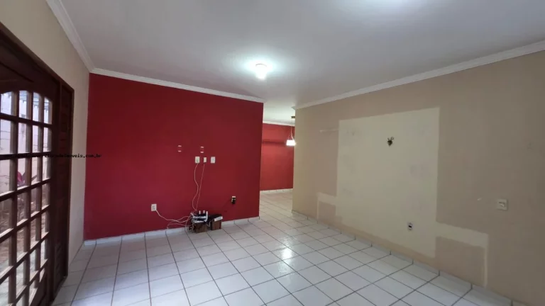 Imagem Casa para Venda em Parnamirim, Nova Parnamirim, 3 dormitórios, 1 suíte, 2 banheiros, 2 vagas