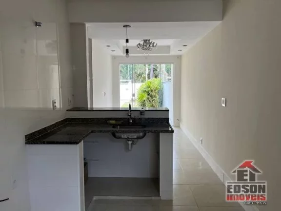 Imagem Casa de 2 Quartos, 1 Suíte em Itaipuaçu