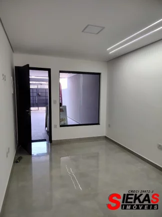 Imagem Imperdível: Casa à venda em São Paulo-SP, Vila Carrão, 3 quartos, 1 suíte, 1 sala, 3 banheiros, 2 vagas, 95m²