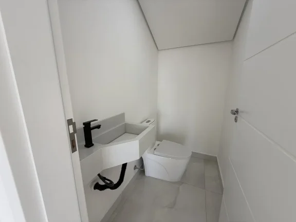 Imagem Casa a Venda com Salão Festas e Quintal no Nova Jaguari SP