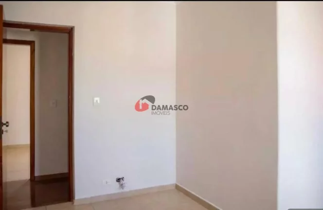 Imagem Sobrado à venda 3 Quartos, 4 Vagas, 197 m², Nova Gerty, São Caetano do Sul - SP