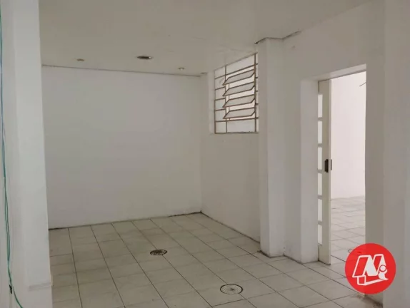 Imagem Loja na esquina com a Ipiranga, 144m², Salão grande + escritório