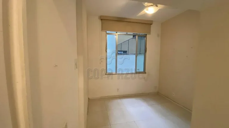Imagem Laranjeiras – Rua das Laranjeiras | Residencial › Apartamento 3 quarto(s) à Venda