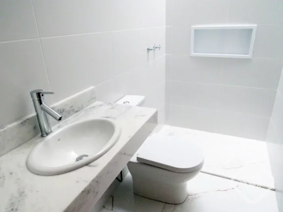Imagem Casa térrea nova e moderna na Zona Sul

3 dormitórios, suíte, churrasqueira e 3 vagas de garagem
...