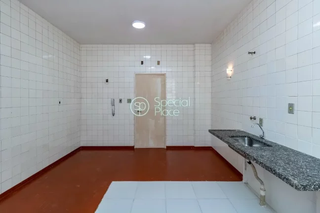 Imagem Esse apartamento é aquele imóvel que podemos chamar de "tela em branco", pois será vendido sem re...