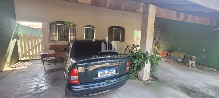 Imagem Casa TÉRREA 262 m² Escritura na Praia 2 Dormitórios 1 Banheiro + 1 Cômodo Grande com 1 Banheiro, Área de Churrasco Grande + 1 Banheiro, 4 Vagas, 5 minutos de Carro da Praia de Itanhaém-SP