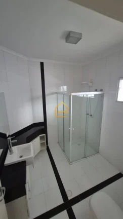 Imagem Casa Sobrado, 3 dormitórios(1 suite), Resid. Floradas da Serra, SJC