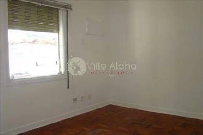 Imagem Casa de esquina a venda em Santos