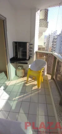 Imagem Amplo Apartamento com 2 Sacadas, 3 Quartos e Churrasqueira a Gás no Centro de Balneário Camboriú