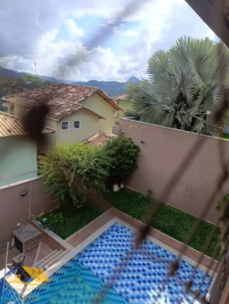 Imagem Vendo Casa em Amparo com Piscina, Área Gourmet e Sauna, aceita permuta.
