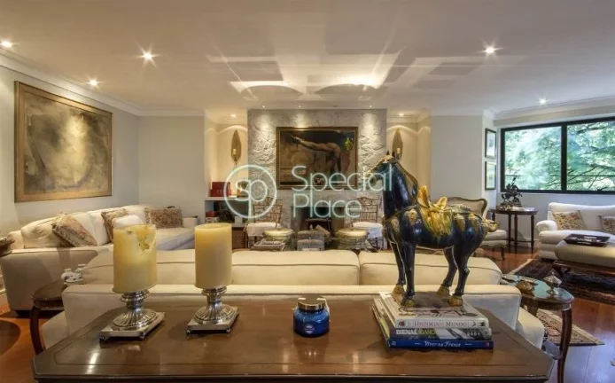 Imagem Luxuoso Apartamento de Alto Padrão em região nobre. Fácil acesso transporte coletivo e as margina...
