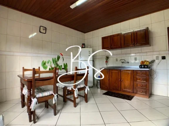 Imagem CASA RESIDENCIAL em GRAMADO - RS, Dutra