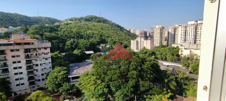 Imagem Apartamento de sala dois quartos e vaga de garagem,em excelente localização em Santa Rosa(Pé pequeno)colado a todo comércio do largo do Marrão,Bancos