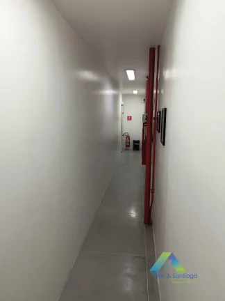 Imagem Prédio Comercial com 860m² para locação em Vila das Mercês, São Paulo/SP