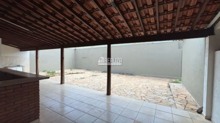 Imagem Casa para Alugar no Parque das Américas, em Uberaba