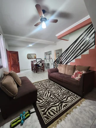 Imagem Casa com 3 dormitórios sendo 1 suíte no bairro Quietude - Praia Grande