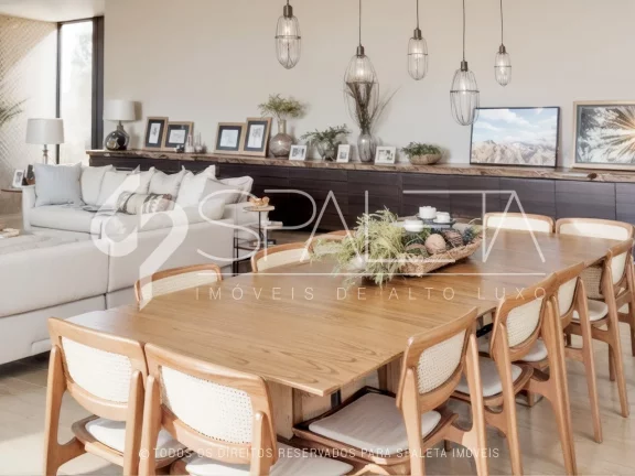Imagem Casa de revista com vista livre para o lago e campo de golfe, disponível para venda na Fazenda da Grama em Itupeva
