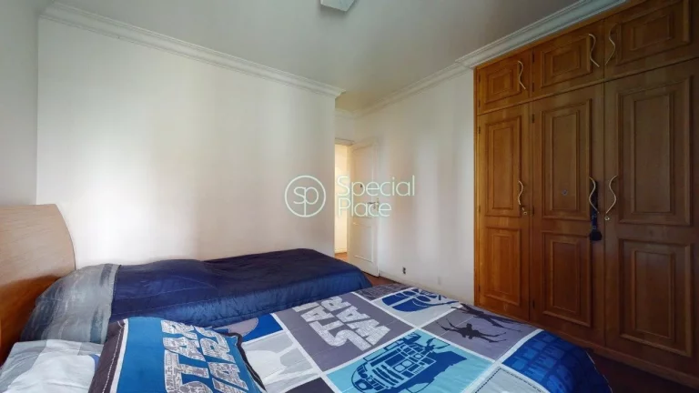 Imagem Ãtimo apartamento com 273mÂ²em Moema em rua tranquila. Amplo living para trÃªs ambientes com terraÃ...