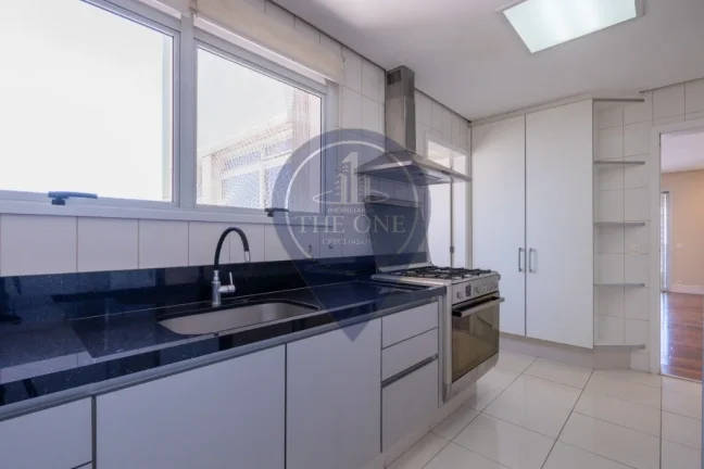 Imagem Apartamento de Luxo em Pinheiros: 4 Quartos, 3 Suítes, 2 Salas, 5 Banheiros, 2 Vagas de Garagem, 141m² - São Paulo-SP