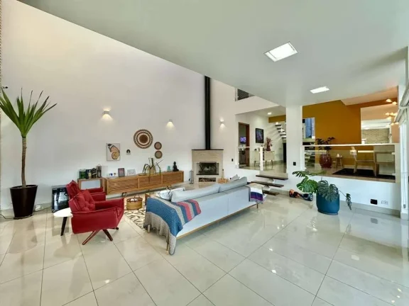 Imagem Fazendinha - Ótima! 4ste, gourmet, piscina, escritório, academia e salão!