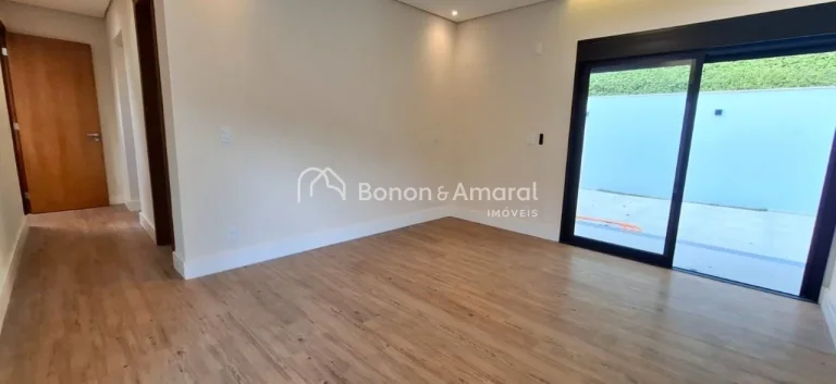 Imagem Se você busca um estilo de vida sofisticado e repleto de conforto, esta *LINDA CASA TÉRREA, NOVÍS...