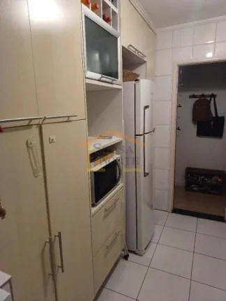 Imagem Apartamento, 2 dormitórios, sendo 1 suíte, sala para 2 ambientes, sacada, cozinha com armários, 2...