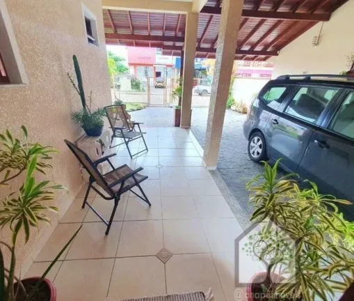 Imagem Excelente Casa com 370 m² no Carianos