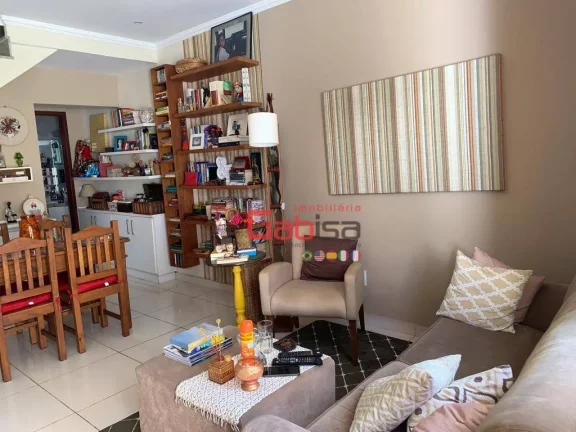 Imagem Casa com 2 dormitórios à venda, 85 m² por R$ 480.000,00 - Palmeiras - Cabo Frio/RJ
