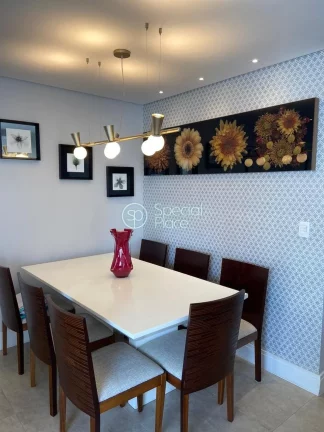 Imagem Apartamento com 96m2 de área privativa, 4 dormitórios ( 1 suíte) e 2 vagas na garagem. Living amp...
