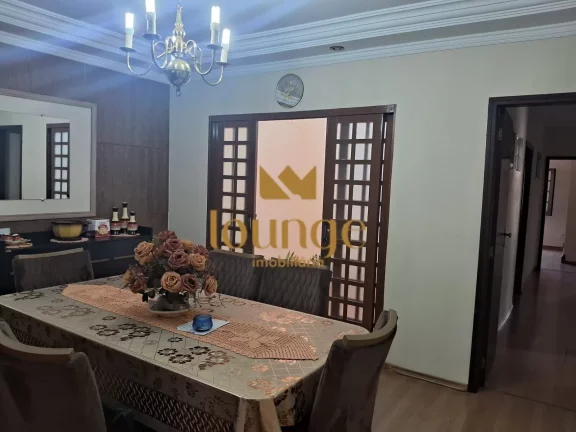 Imagem Casa Sobrado à venda em Jd. Maria do Carmo ZL - Sorocaba/SP