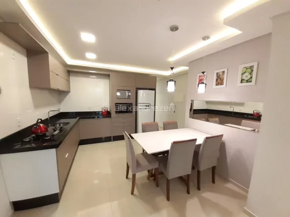 Imagem Ótimo apartamento 3 dormitórios na praia do Mariscal