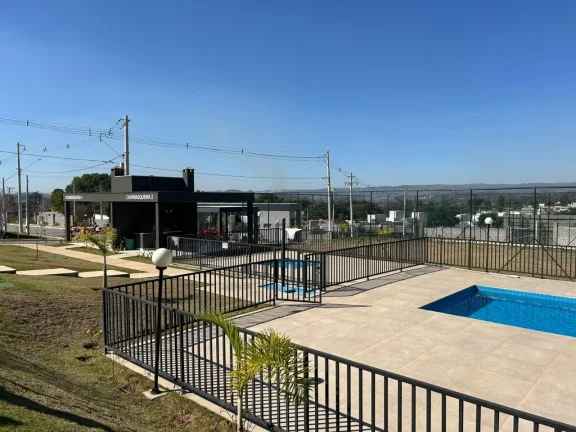 Imagem Casa 2 Dormitórios na Região do Alto da Boa Vista- Sorocaba/SP