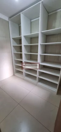 Imagem Venda sobrado em Vila Prudente, SP: 230m², 3 dorms, 1 suíte, 2 banheiros. Oportunidade imperdível por R$ 900 mil!