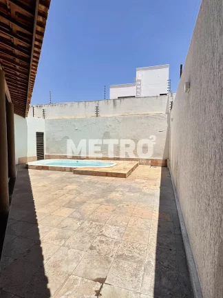 Imagem Casa com 3 dormitórios à venda, Centro, PETROLINA - PE