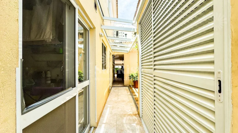 Imagem Casa de esquina com 240m² - 4 quartos - 2 suítes | Tamboré 7 - R$2.799.000 | Alphaville