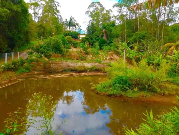 Imagem Chácara com 3 dormitórios à venda, 3000 m² por R$ 430.000,00 - Barroso - Mogi das Cruzes/SP