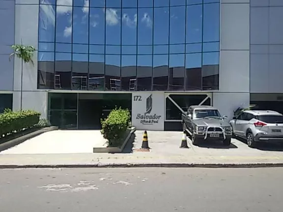 Imagem Garagem, 400m2, à venda em Salvador, Caminho das Árvores