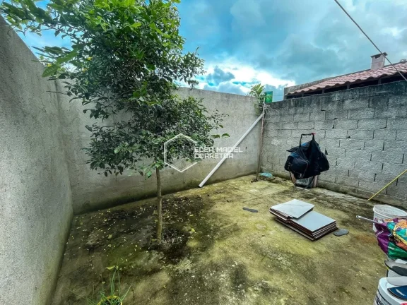 Imagem Terreno com 125m² | Área construída: 52m²

Detalhes do imóvel:

2 Quartos, sendo 1 suíte - con...