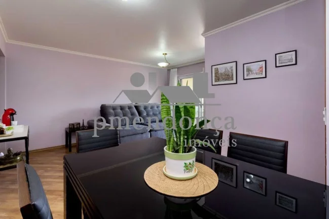 Imagem Apartamento á venda em Pinheiros com 3 quartos ( 1 suíte ) e 2 vagas, 93m²