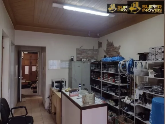 Imagem Casa Padrão para Venda em Centro Pelotas-RS - 2404