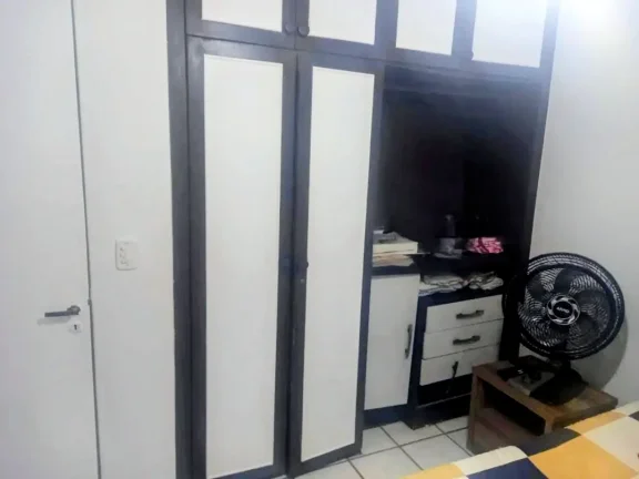 Imagem Apartamento 2/4 C Suite Grande 72 M² No Edificio Saramenha
