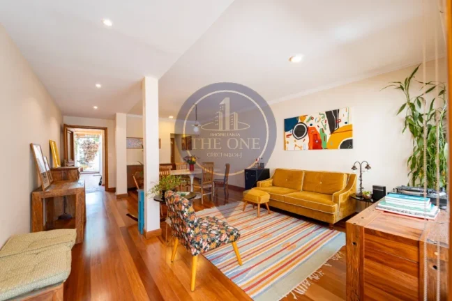 Imagem Imperdível: Casa à venda em São Paulo-SP, bairro Santo Amaro, 3 quartos, 3 suítes, 2 salas, 4 banheiros, 2 vagas, 208m².