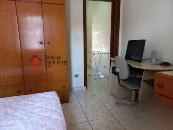Imagem SOBRADO DE VILA MOOCA PARA ALUGAR Localizado entre a Rua Do Oratório e Av Paes de Barros Vila fechada com portão automático.