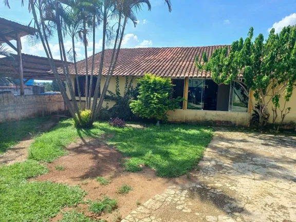 Imagem Chácara com 3 dormitórios à venda, 807 m² por R$ 650.000,00 - Ipelândia - Suzano/SP